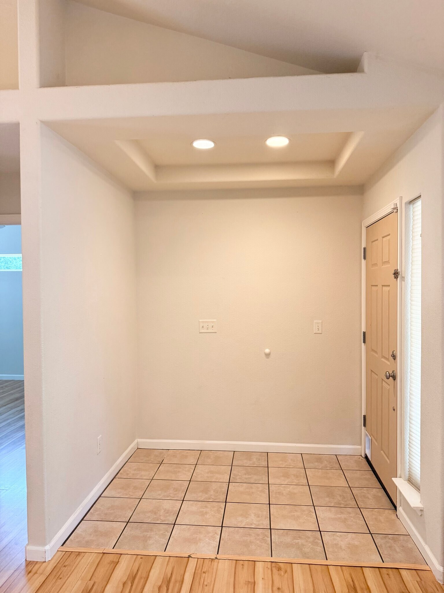 Building Photo - 1822 Heller Ln