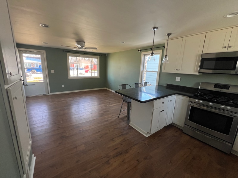 Building Photo - 414 N Lindberg St