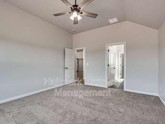 Building Photo - 11704 SW 48th St
