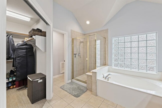 Building Photo - 3709 Portofino Ct