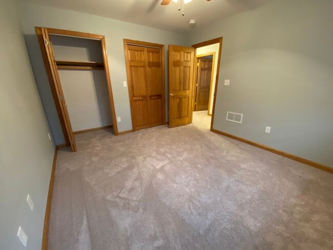 Building Photo - Outdoor living in the city