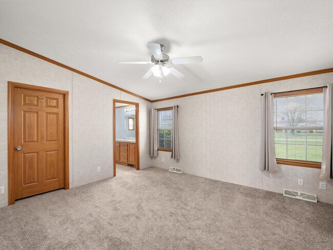 Building Photo - 13675 Woodbridge Rd