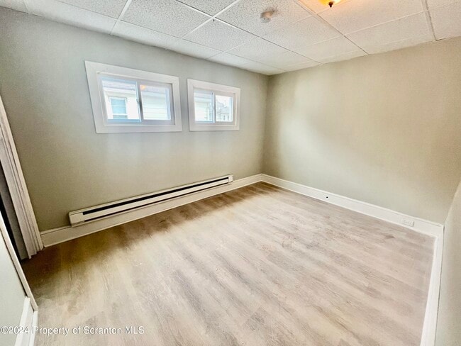 Building Photo - 433 Boulevard Ave