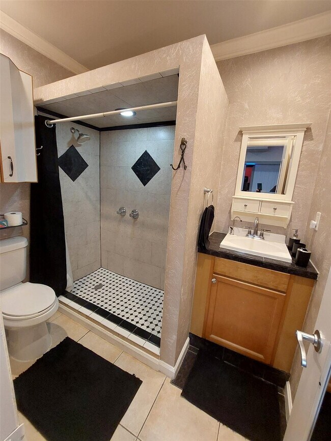 Building Photo - 5770 NW 191st Terrace