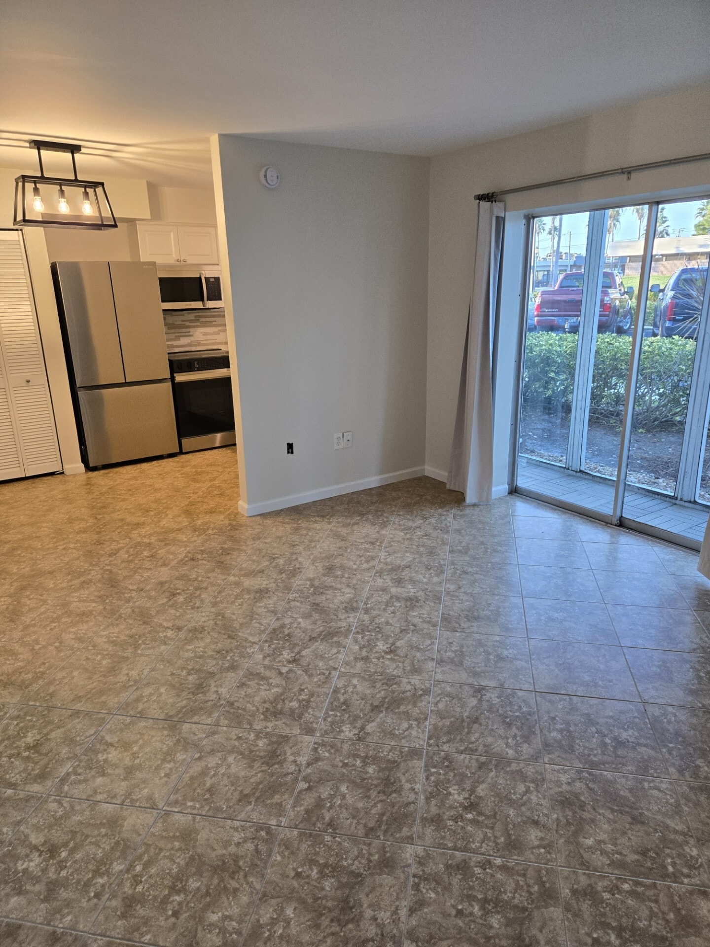 Building Photo - 2304 Ringling Blvd