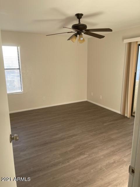 Building Photo - 850 S River Dr
