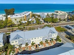 Building Photo - 2516 Coral Ct.