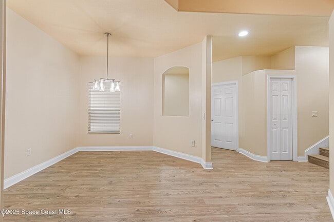 Building Photo - 524 McGuire Blvd