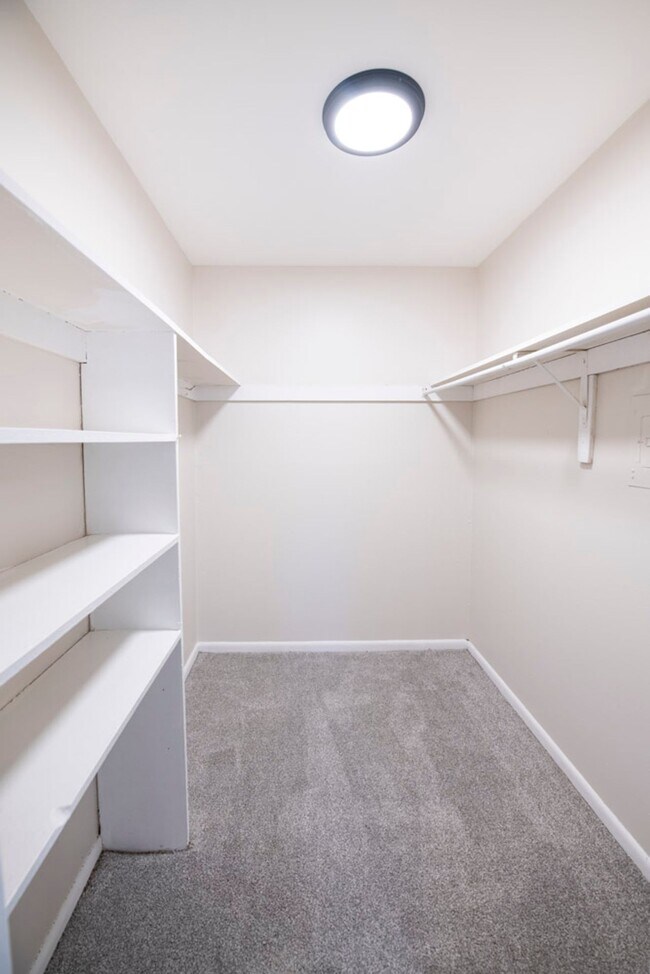 Floorplan - Rosewood Apartments