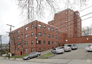 Building Photo - Avon Court