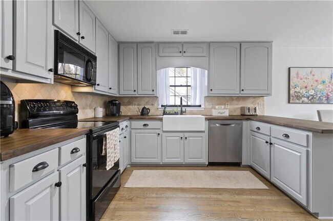 Building Photo - 1510 Wood Thrush Way