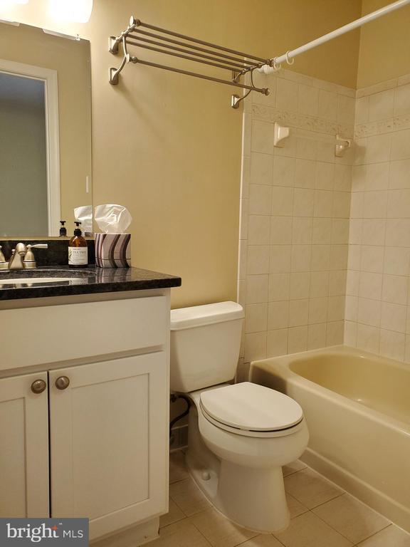 Building Photo - 14920 Forest Landing Cir