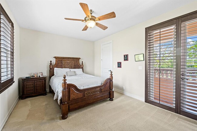 Building Photo - 3201 E Stonebrook Cir