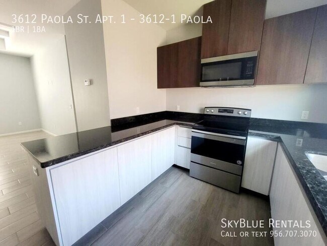 Building Photo - 3612 Paola St