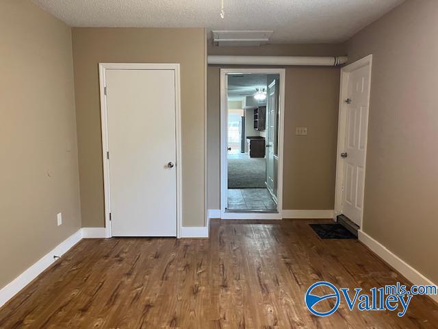 Building Photo - 2921 McDonald Dr SW