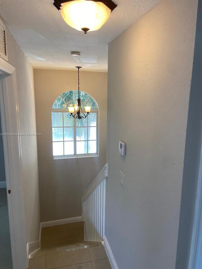 Building Photo - 7289 NW 173rd Dr