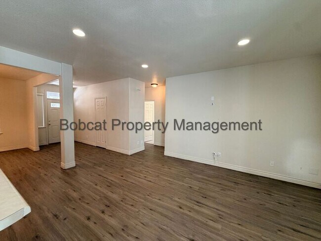 Building Photo - 1362 Branden Ln