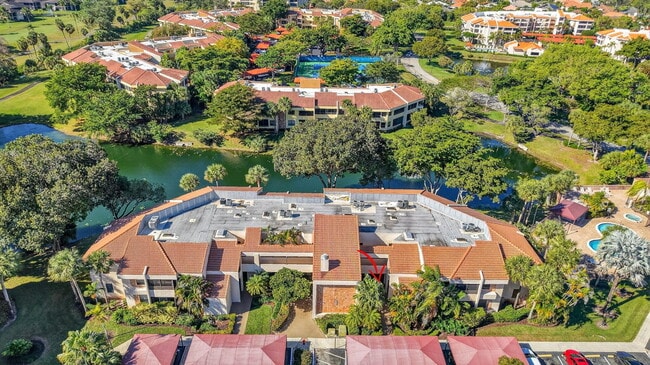 Building Photo - 7484 La Paz Blvd