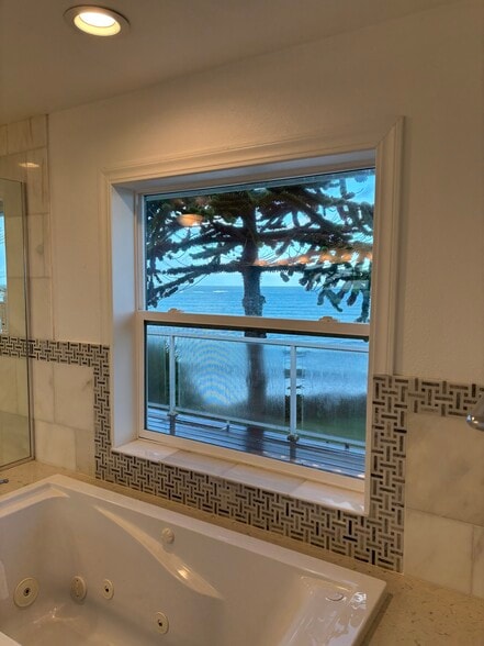 Building Photo - 90031 Cape Arago Hwy