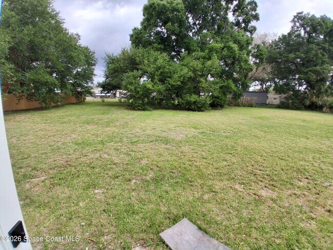 Building Photo - 388 Hibiscus Ave