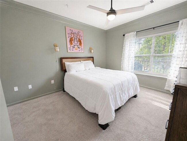 Building Photo - 1850 Cotillion Dr