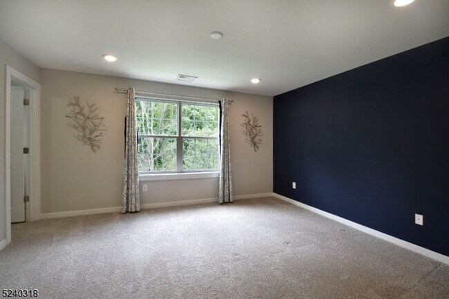 Building Photo - 1802 Devon Ln