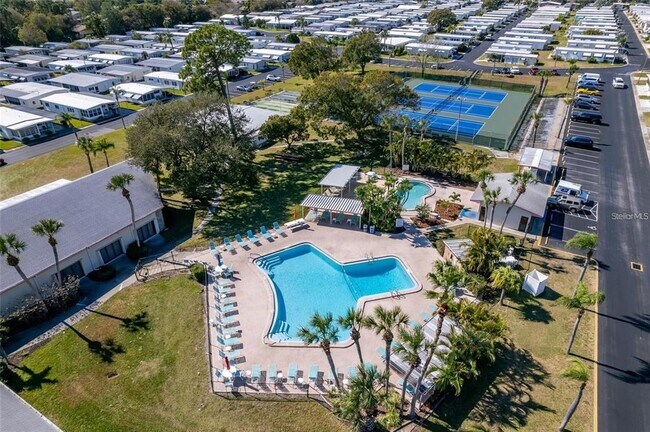 Building Photo - 29 Royal Palm Cir
