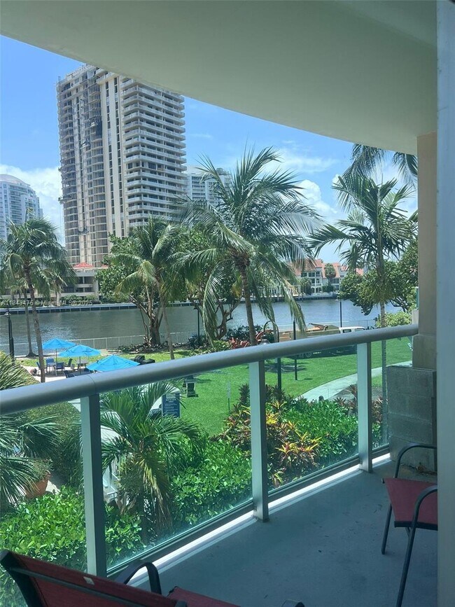 Building Photo - 19390 Collins Ave