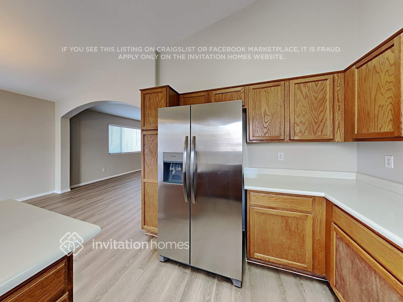 Building Photo - 10802 W Rio Vista Ln