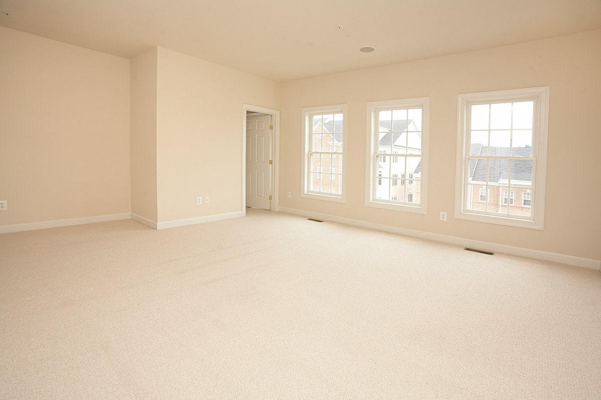 Building Photo - 560 Odendhal Ave