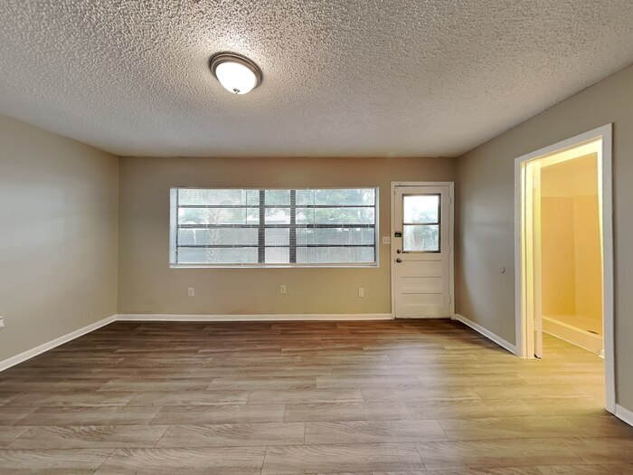 Building Photo - 4611 Frisco Cir