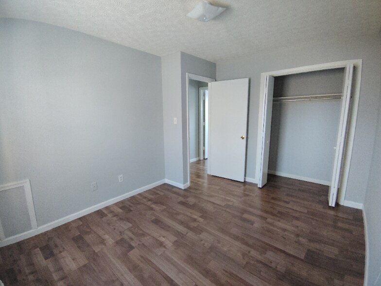 Building Photo - 14 Fonda Dr