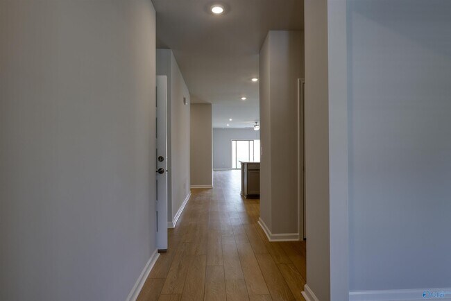 Building Photo - 223 Waylan Rdg Ln