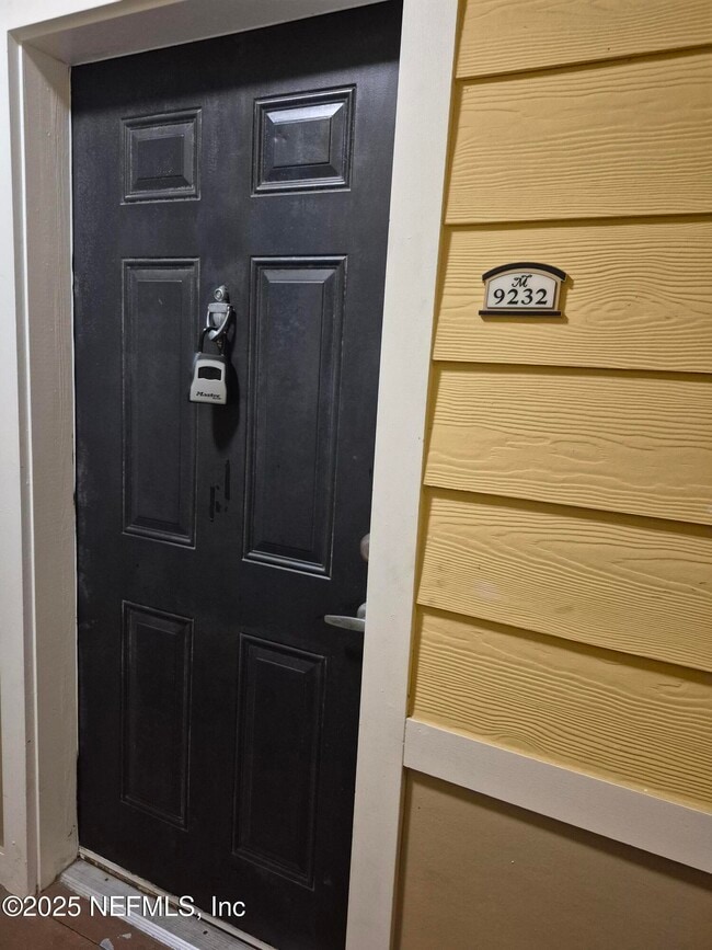 Building Photo - 8539 Gate Pkwy W