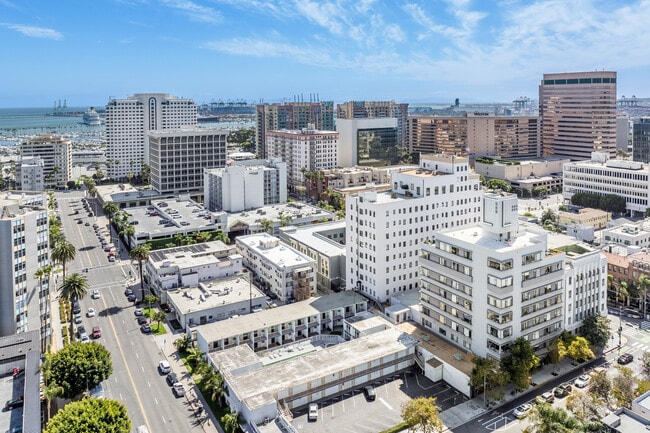 Building Photo - 140 Linden Ave