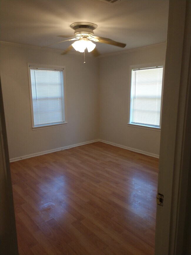 Bedroom - 132 Woodrow St