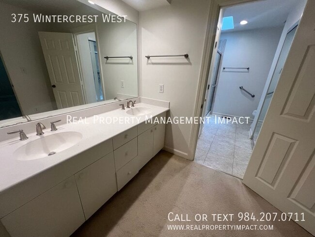 Building Photo - 375 Wintercrest W
