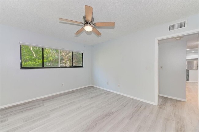 Building Photo - 3259 Fox Chase Cir