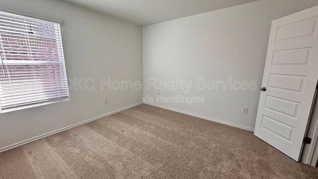 Building Photo - 16201 Harvester