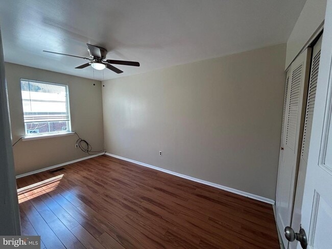 Building Photo - 8044 Mars Pl