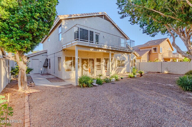 Building Photo - 1110 N Aspen Dr