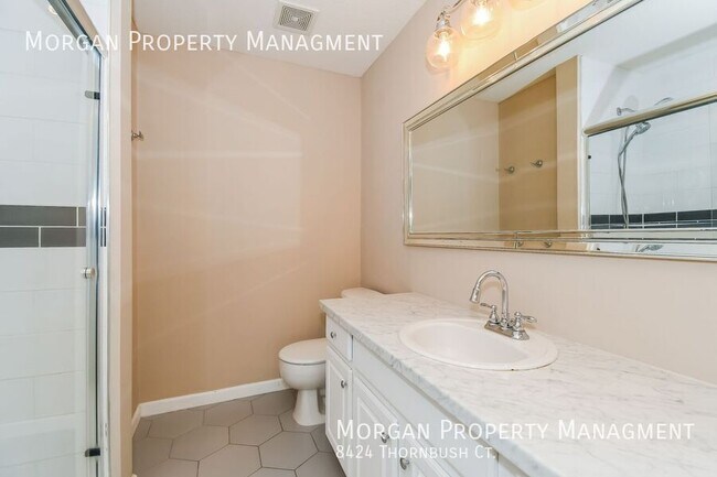 Building Photo - 8424 Thornbush Ct