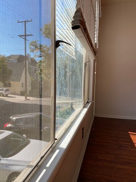 Building Photo - 1173 N Curson Ave