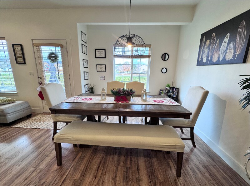 Building Photo - 7571 N Cottage Ln