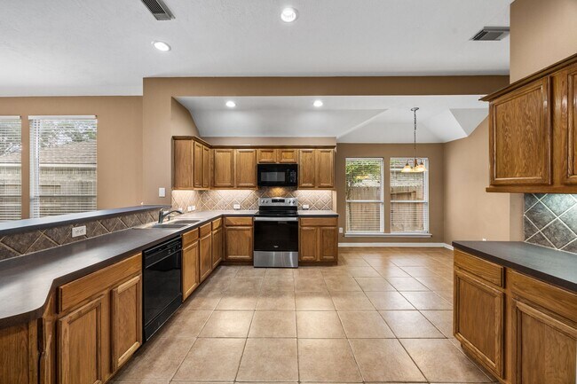 Building Photo - 7206 Hollow Field Ln