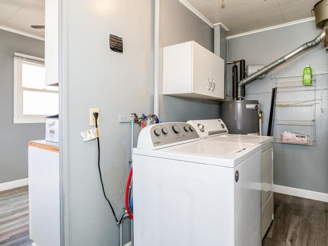 Building Photo - 3 Bedroom House on Quiet Street in Monaca