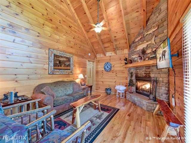 Building Photo - 356 Wild Orchid Way