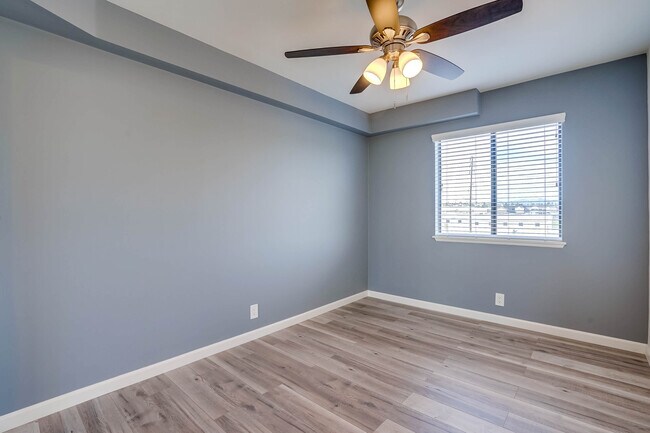 bedroom 2 - 524 Venice Way