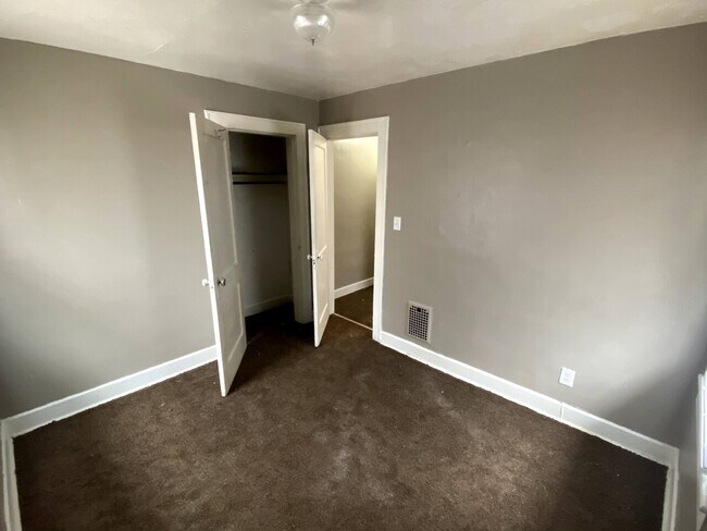 Building Photo - 1341/1343 Congress Ave. - JRE