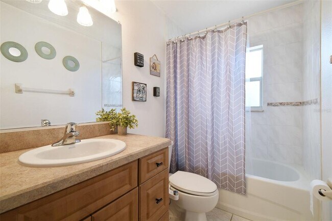 Building Photo - 5840 Mariposa Dr